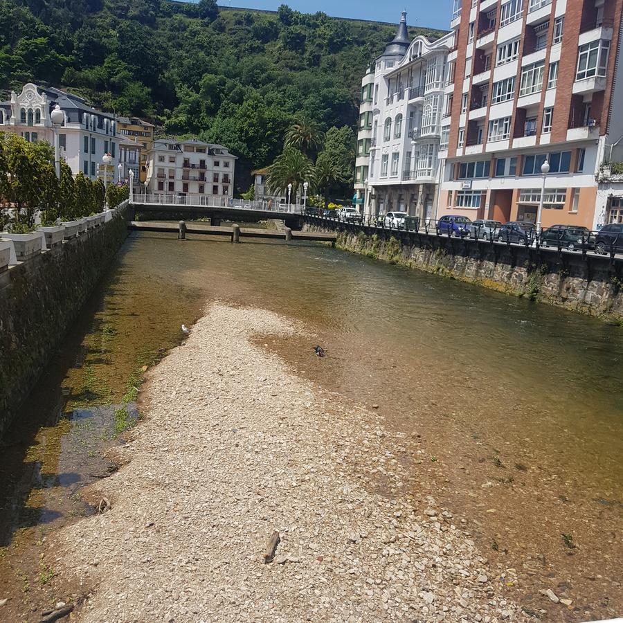Pension Oria Luarca Eksteriør billede